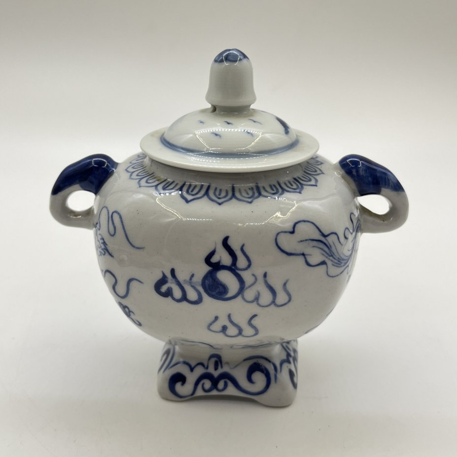 Чайница с изображением дракона (крышка в подборе!), фарфор, роспись, Китай, 1960-1980 гг.