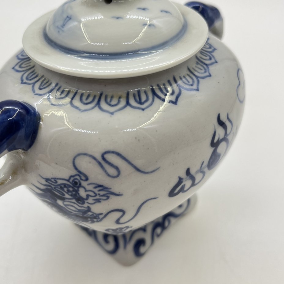 Чайница с изображением дракона (крышка в подборе!), фарфор, роспись, Китай, 1960-1980 гг.