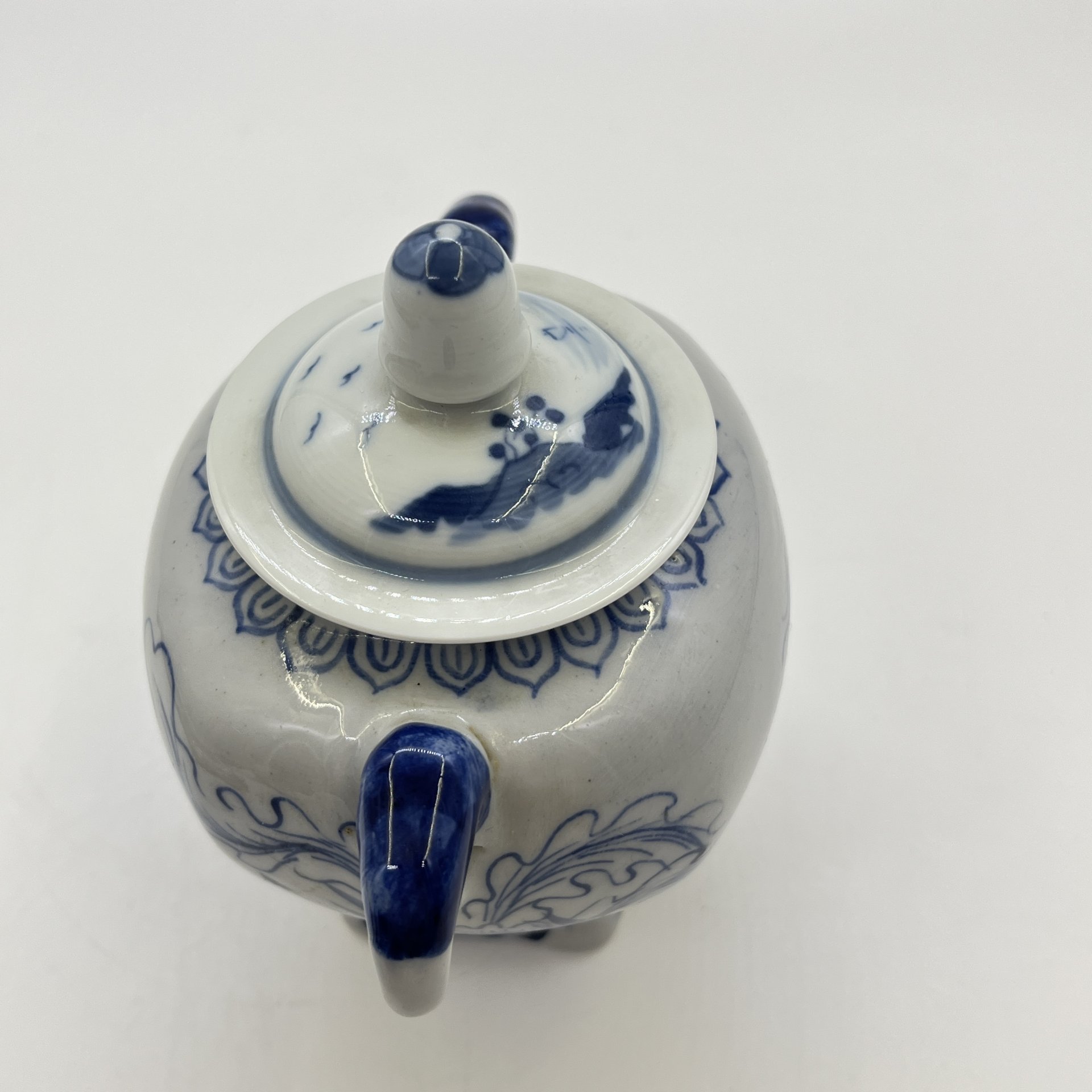 Чайница с изображением дракона (крышка в подборе!), фарфор, роспись, Китай, 1960-1980 гг.