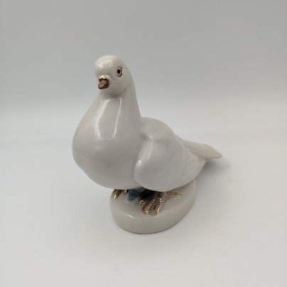 Статуэтка "Голубь", фарфор, роспись, золочение, Турыгинский фарфоровый завод артели «Художественная керамика» (Гжель), СССР, 1950-1960 гг.