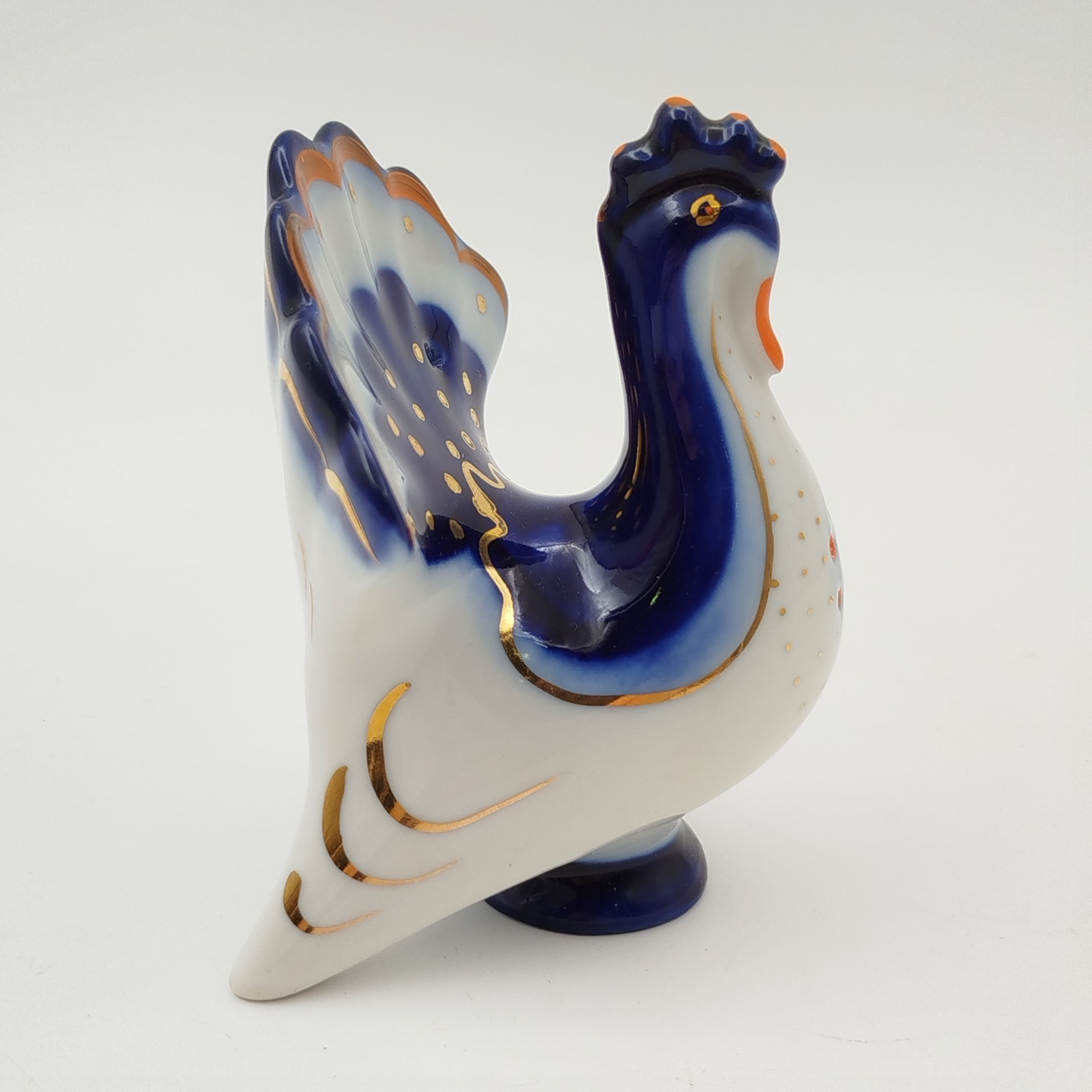 Солонка "Индюк", скульптор М.Н. Мох, фарфор, роспись, золочение, Ленинградский фарфоровый завод (ЛФЗ), СССР, 1970-1986 гг.