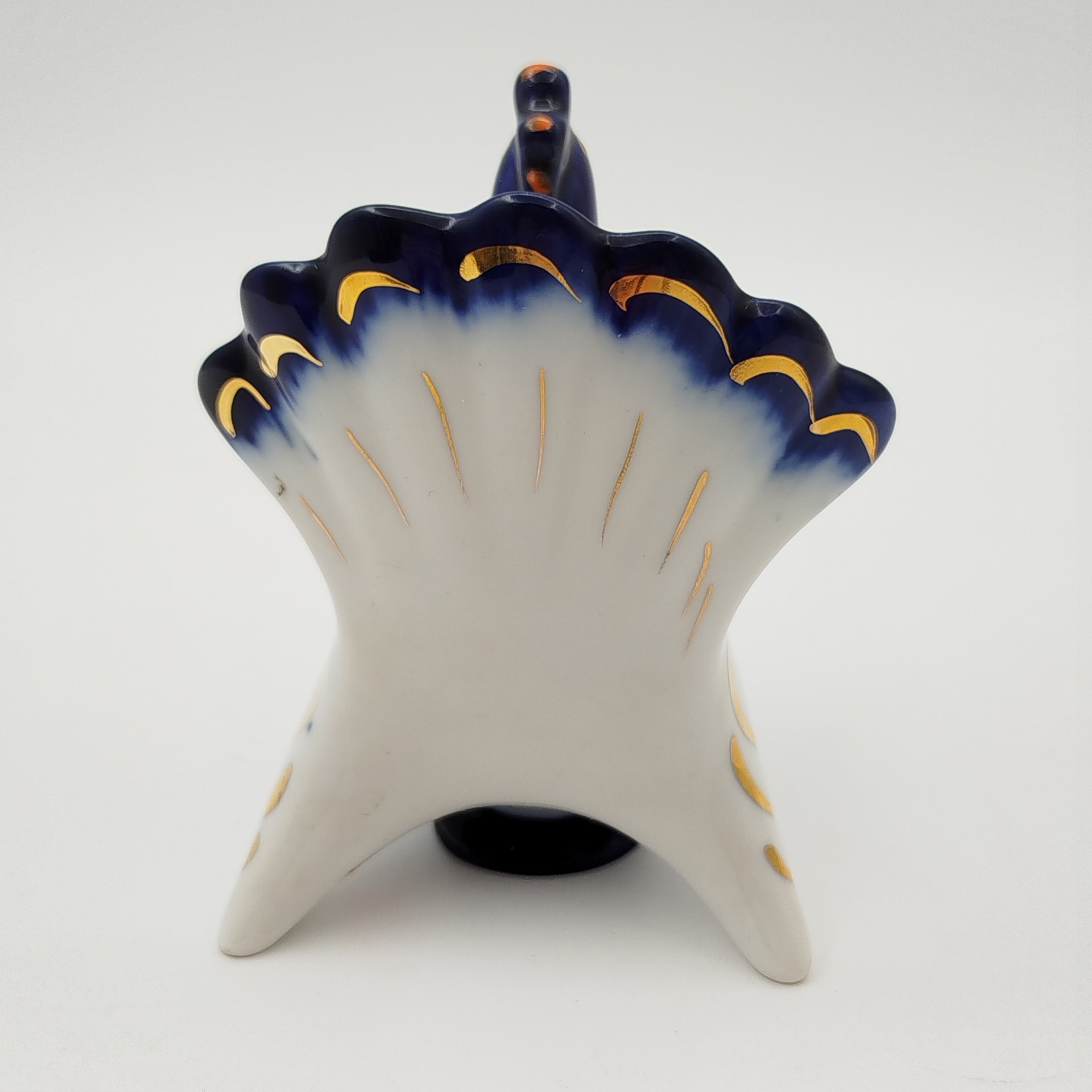 Солонка "Индюк", скульптор М.Н. Мох, фарфор, роспись, золочение, Ленинградский фарфоровый завод (ЛФЗ), СССР, 1970-1986 гг.