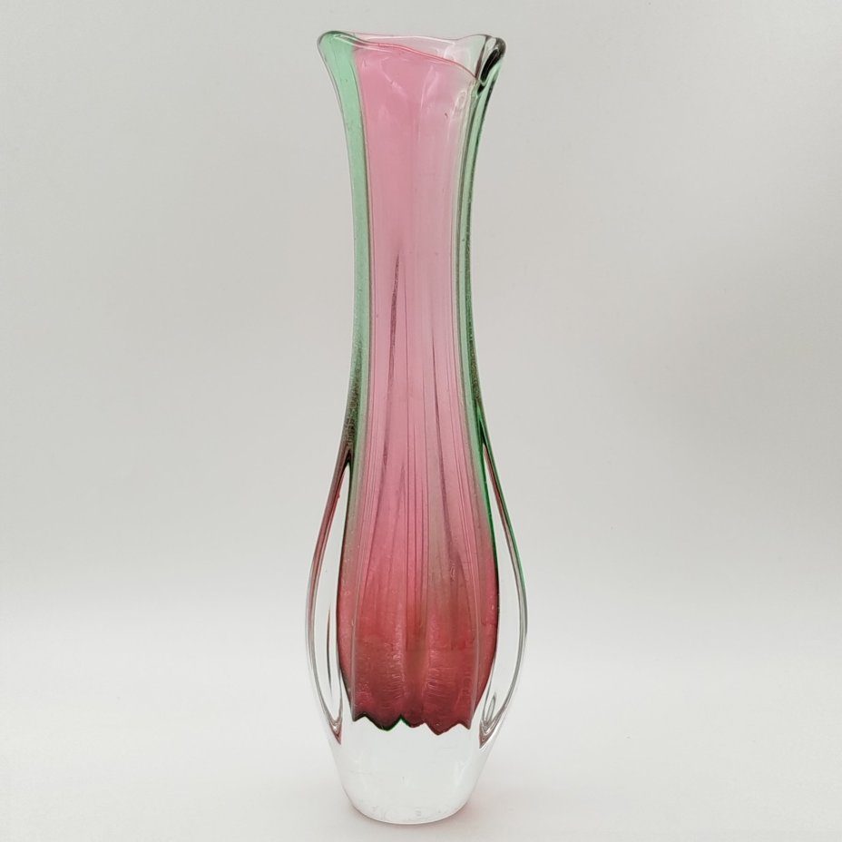 Ваза "Стиляга", автор П.И. Зинченко