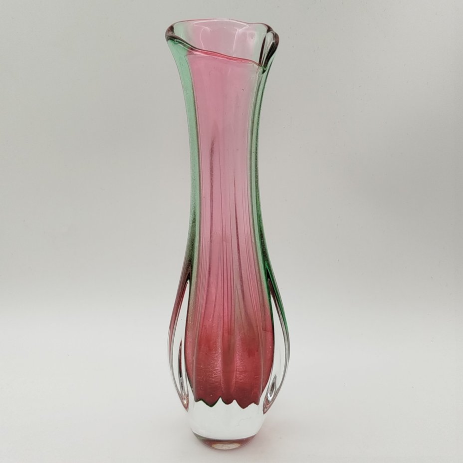 Ваза "Стиляга", автор П.И. Зинченко