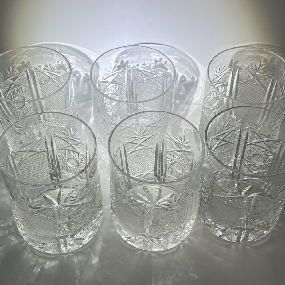 Набор из 6 стаканов с  резным геометрическим декором