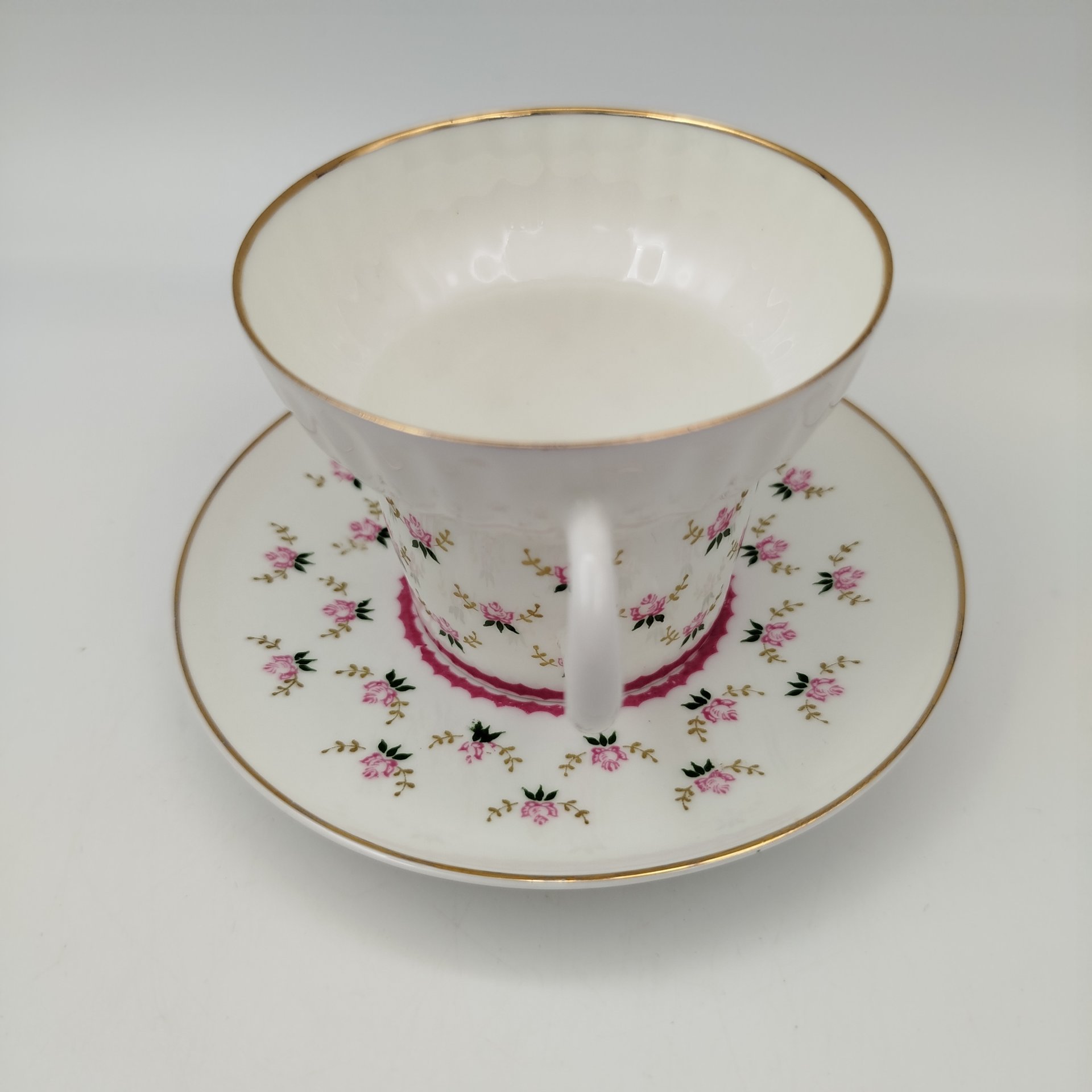 Пара чайная "Ноктюрн", фарфор, деколь, золочение, Ленинградский фарфоровый завод (ЛФЗ), СССР, 1970-1989 гг.