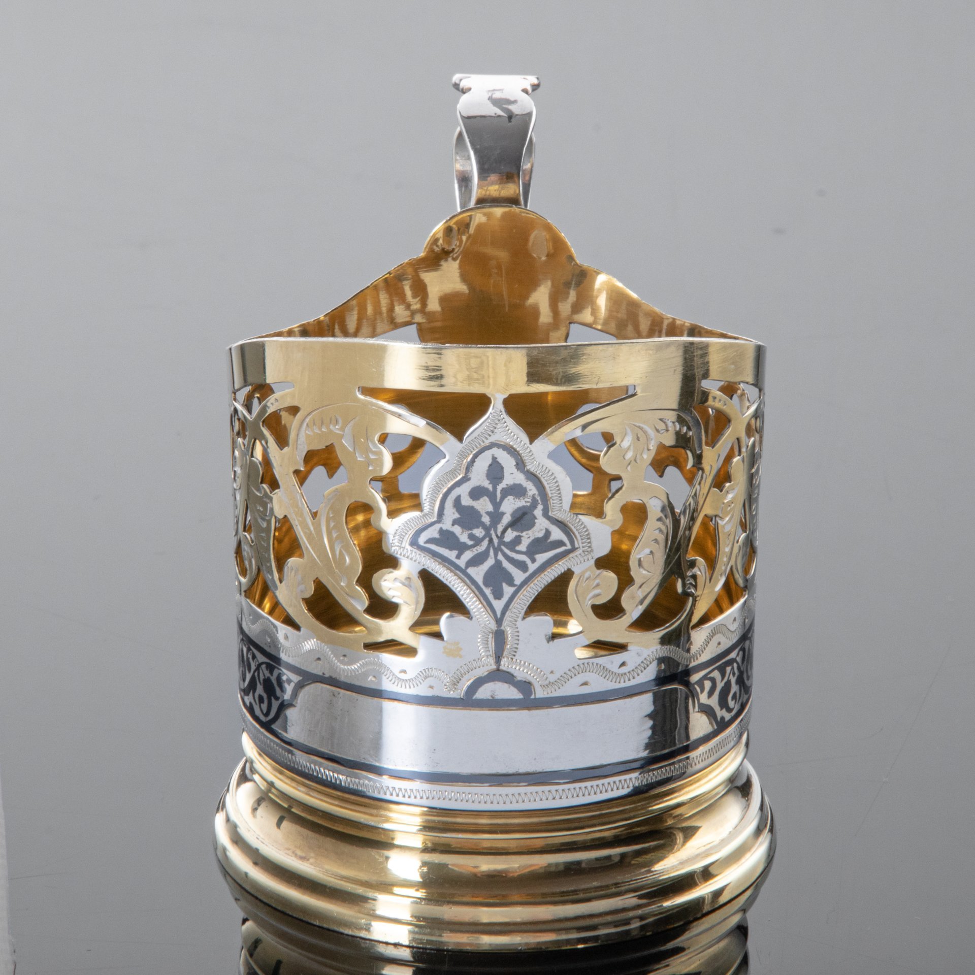 Подстаканник с ажурным прорезным декором, в оригинальной коробке, Кубачинский художественный комбинат