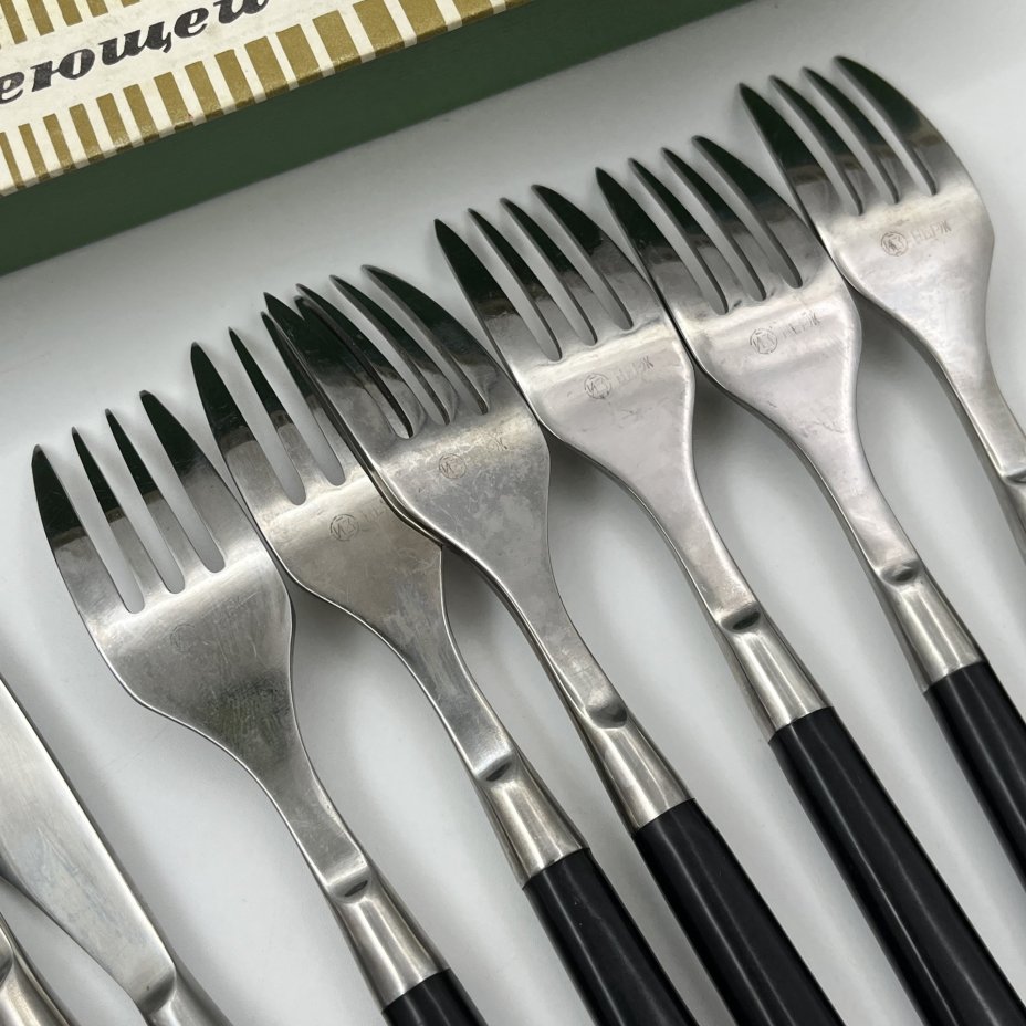 Набор из шести вилок и ножей "Подарочный" в коробке