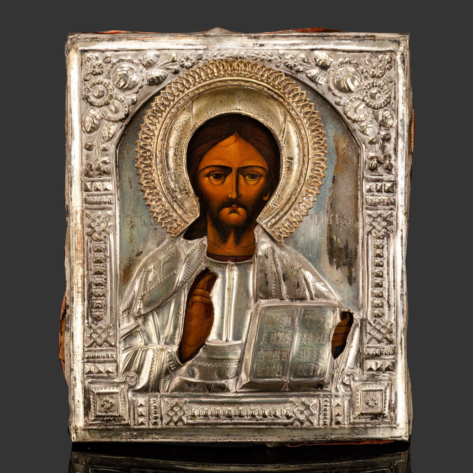 Икона "Господь Вседержитель" в окладе