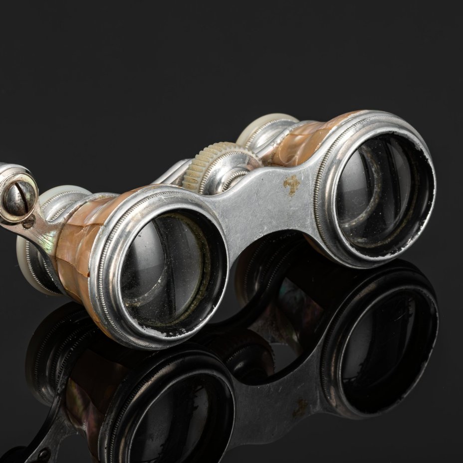 Старинный театральный бинокль-лорнет с ручкой, компания "Colmont Paris", металл, золочение, перламутр, стекло, Франция, 1880-1900 гг.