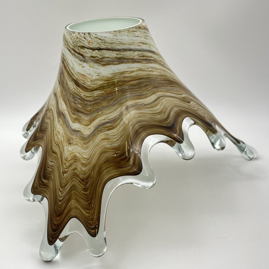 Ваза "Медуза" бежевого оттенка,  Керченский стекольный завод (предположительно)