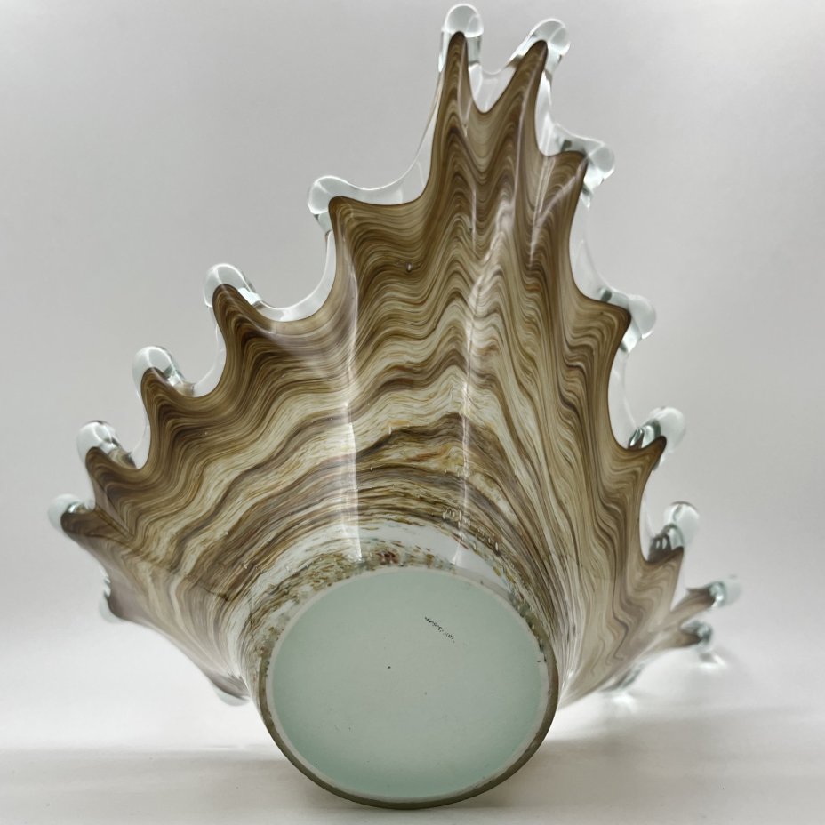 Ваза "Медуза" бежевого оттенка,  Керченский стекольный завод (предположительно)