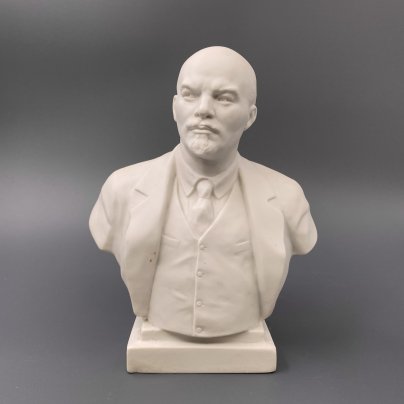 Бюст "Владимир Ильич Ленин",  скульпторы Боголюбов В.Я., Ингал В.И., Ленинградский фарфоровый завод (ЛФЗ)