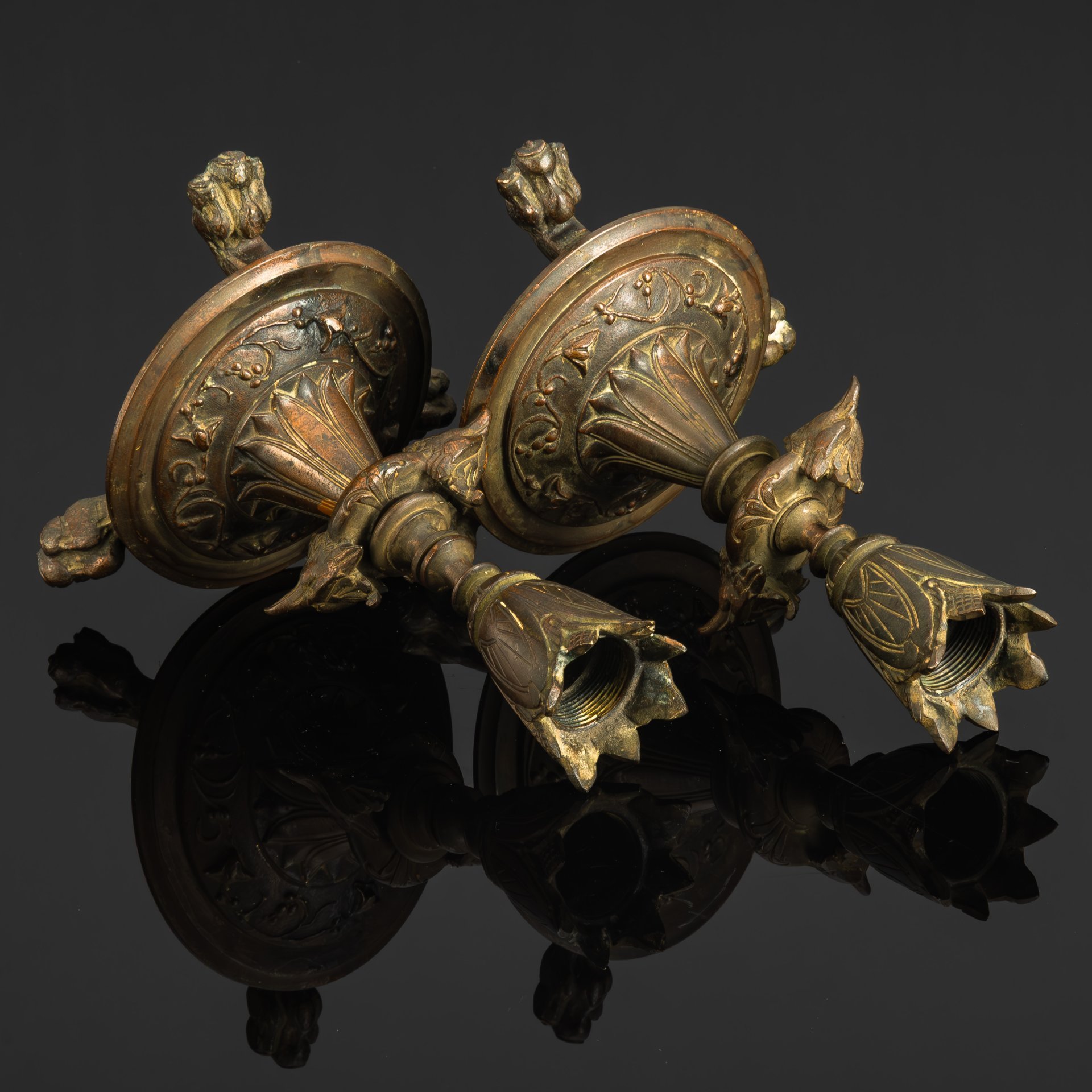 Подсвечники парные с зооморфным основанием, металл, литье, Европа, 1970-1990 гг.