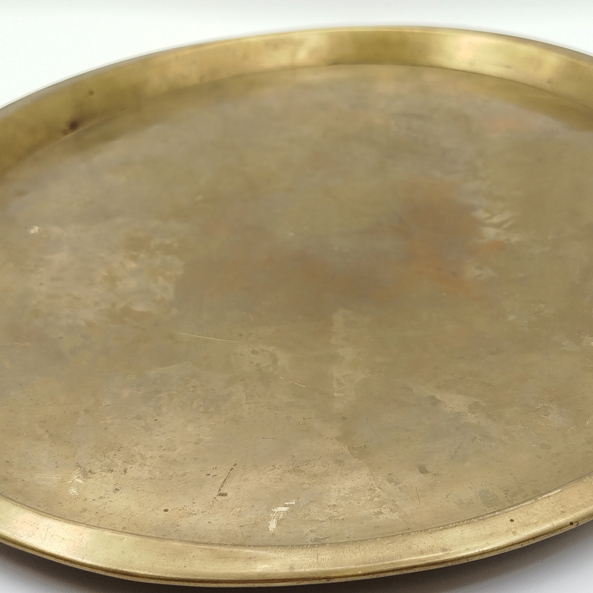 Поднос сервировочный овальной формы с двумя фигурными ручками