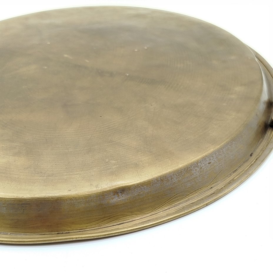 Поднос сервировочный овальной формы с двумя фигурными ручками