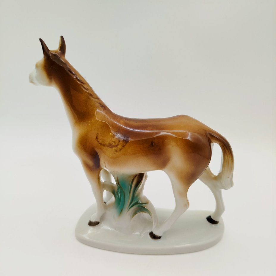 Статуэтка "Лошадь", фарфор, роспись, VEB Porzellanfiguren Lippelsdorf (Липпельсдорф), Германия, 1951-1974 гг.