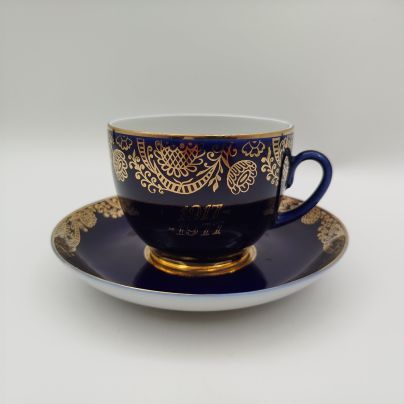 Чайная пара "1917-1977" или "60 лет Октябрьской революции", фарфор, кобальт, золочение, Ленинградский фарфоровый завод (ЛФЗ)