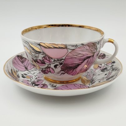 Чайная пара "Мой сад" в розовом оттенке, (из серии "Времена года"), форма "Тюльпан", автор формы С.Е. Яковлева, автор росписи Н.П. Славина