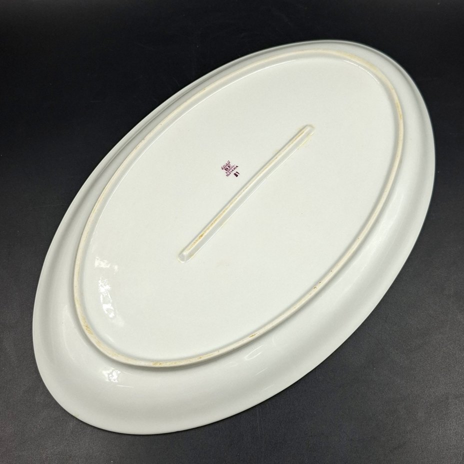 Блюдо овальное с цветочным декором в розово-зеленой гамме, фарфор, печать, Epiag Royal Czechoslovakia, Чехословакия, 1970-1990 гг.