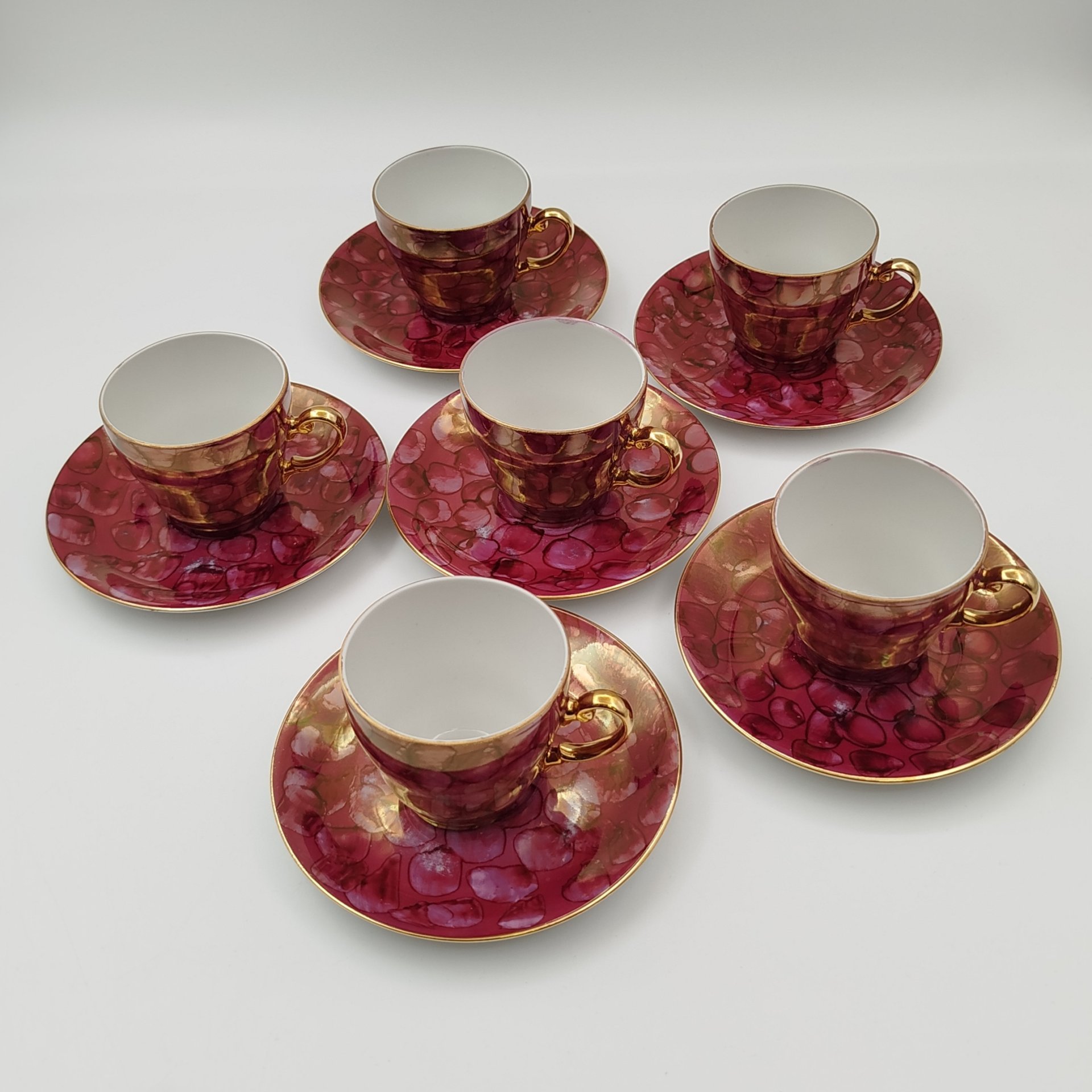 Сервиз кофейный с разводами в фиолетовой гамме на 6 персон (15 предметов), фарфор, люстр, золочение, Wloclawek (Влоцлавская фаянсовая фабрика), Польша, 1960-1980 гг.