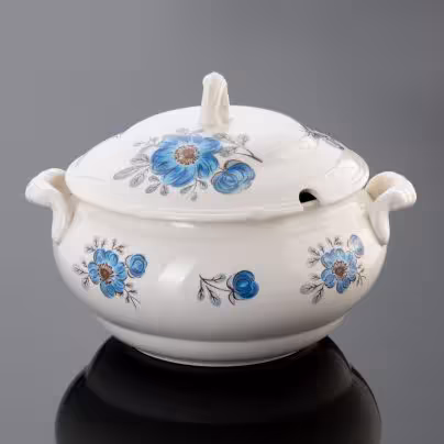 Супница с цветочным декором, Конаковский фаянсовый завод им. М.И. Калинина (ЗиК Конаково)