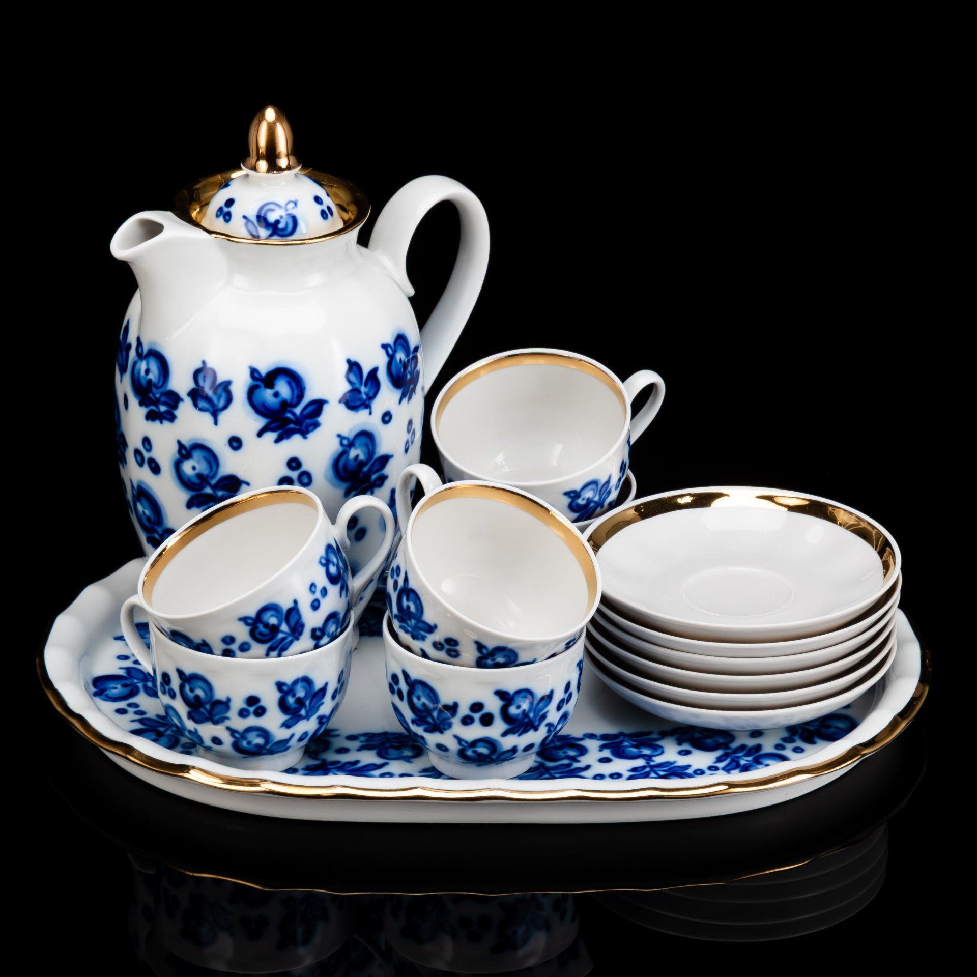 [Авторская подпись] Сервиз кофейный "Яблоньки" на 6 персон, автор Тодорская Вера Ивановна, фарфор, роспись, Дулевский фарфоровый завод (Дулёво), СССР, 1960-1980 гг.