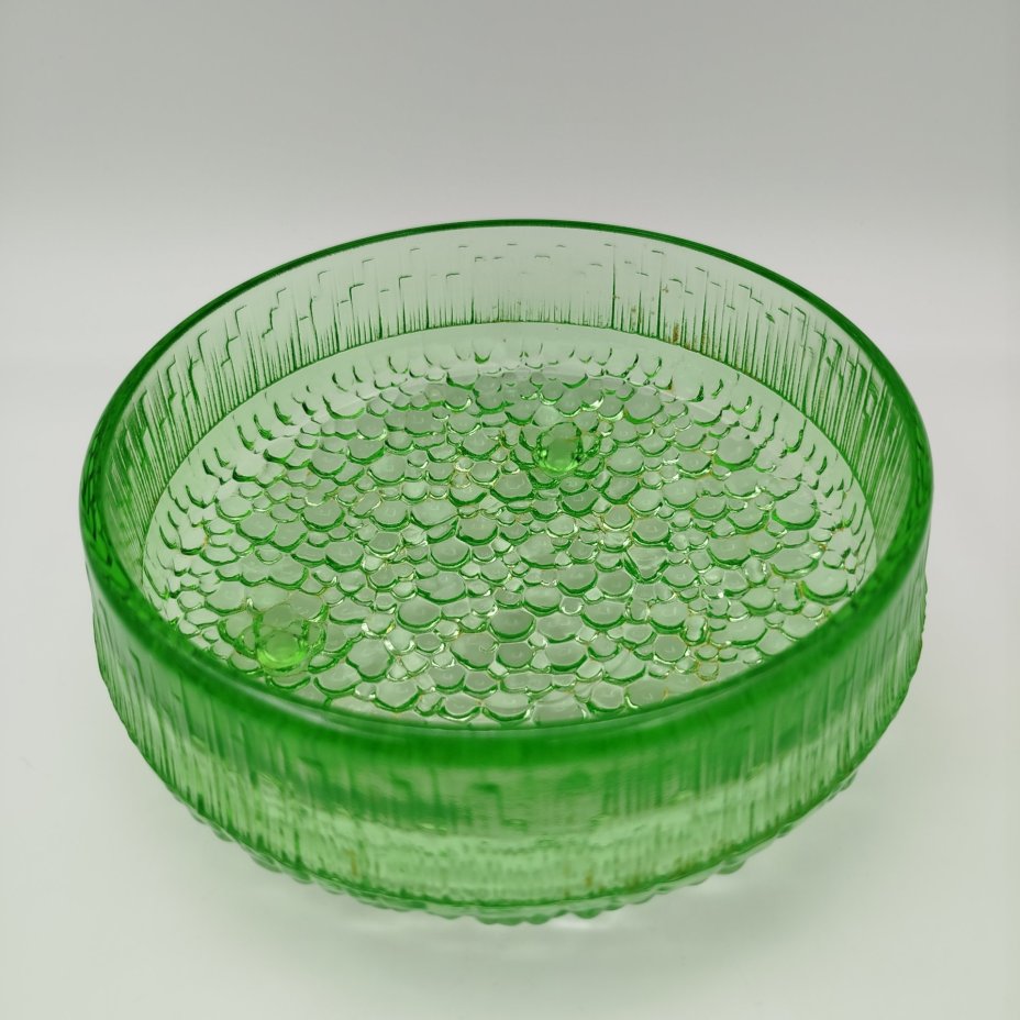 Чаша (конфетница) из серии "Ultima Thule" ("Край света"), дизайнер Tapio Wirkkala (Тапио Вирккала), цветное стекло, Iittala, Финляндия, 1960-1980 гг.