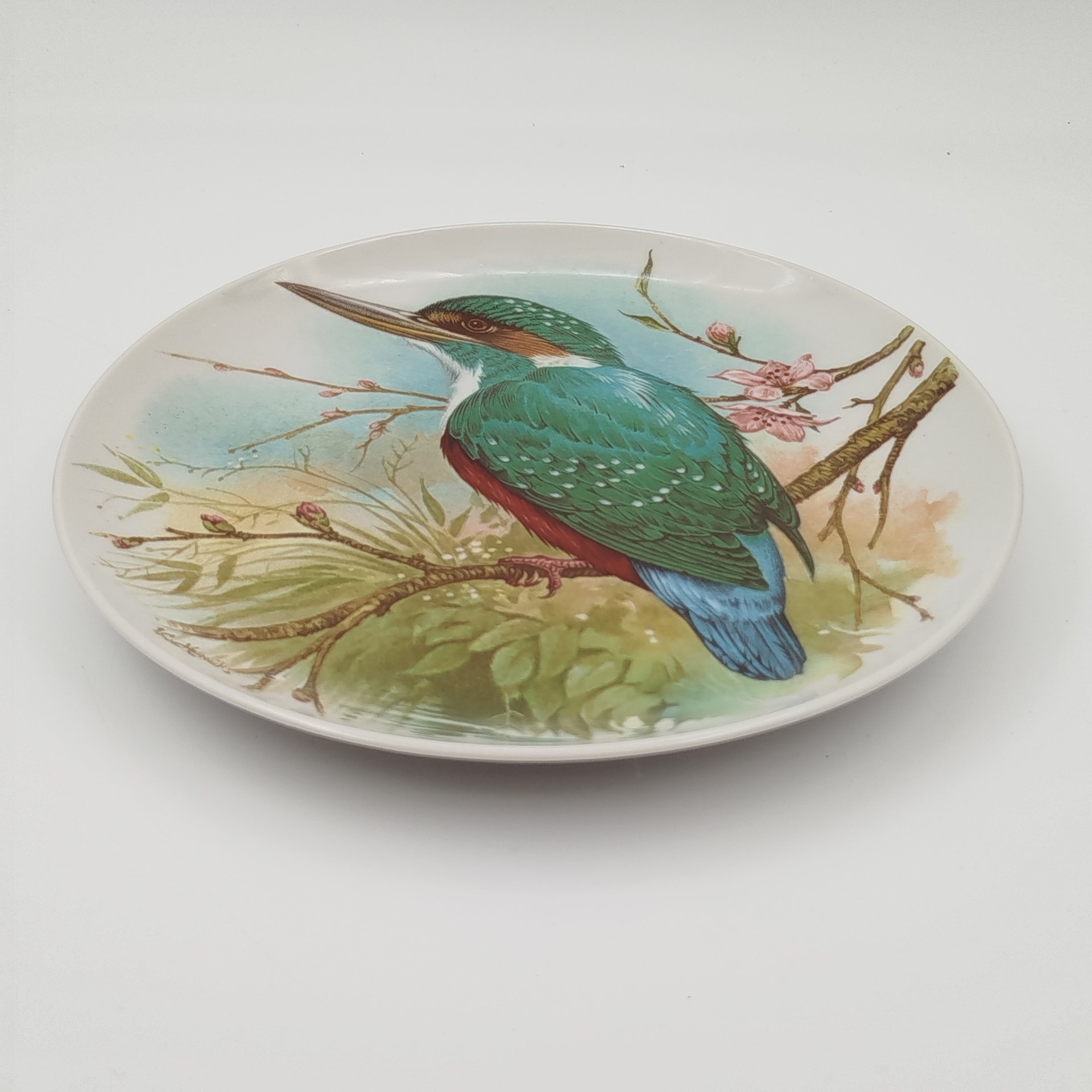 Тарелка декоративная настенная "Зимородок", фарфор, деколь, Дмитровский фарфоровый завод (ДФЗ Вербилки), СССР, 1965-1991 гг.