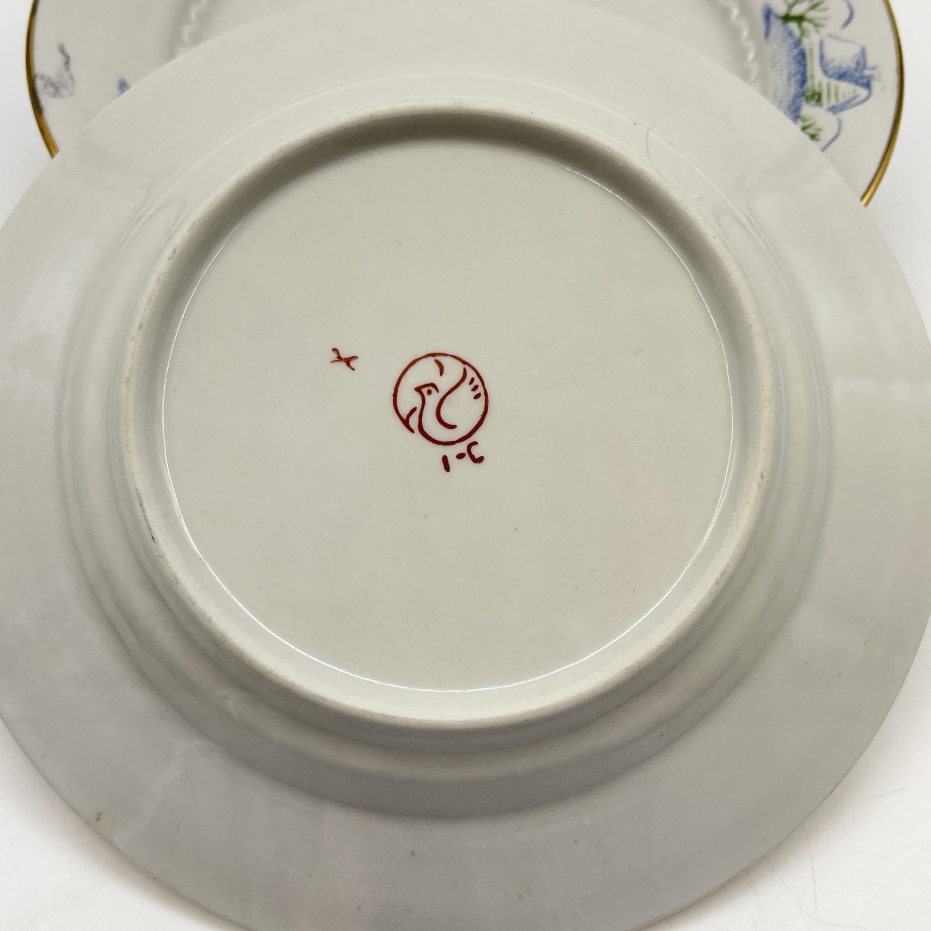 4 десертные тарелки из набора детской посуды "Зимние забавы", автор формы В. Г. Спица, фарфор, деколь, золочение, Тернопольский фарфоровый завод, СССР, 1970-1990 гг.