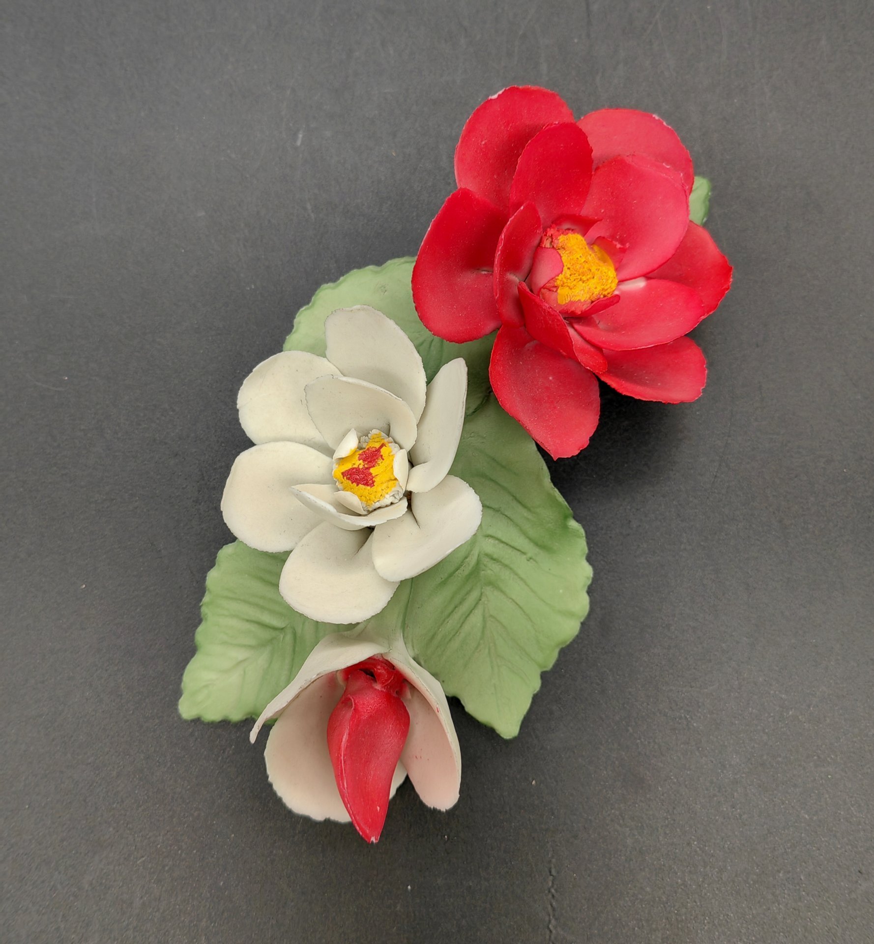 Статуэтка винтажная "Роза  "York & Lancaster", Capodimonte (Каподимонте)