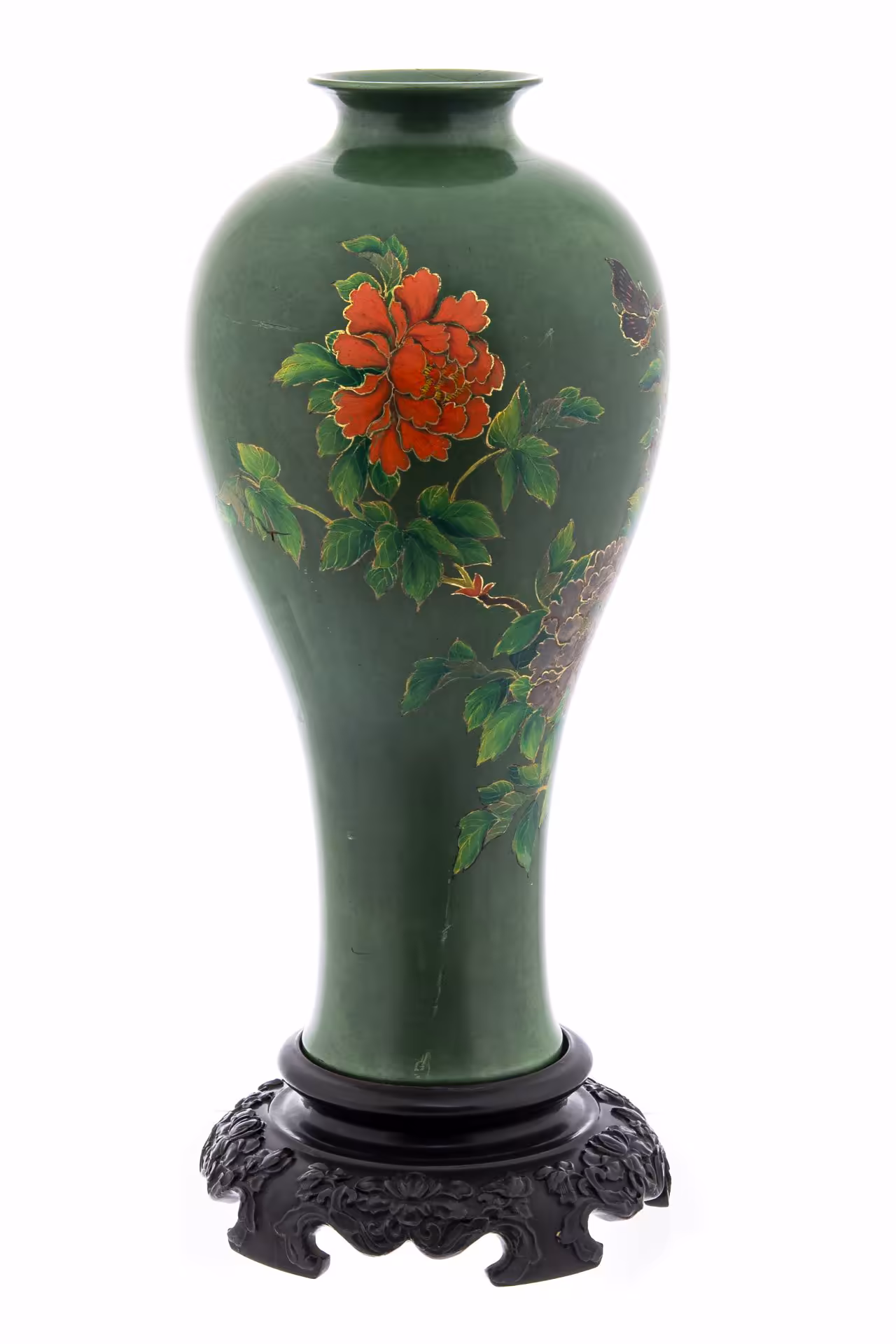 Ваза с изображением пионов, дерево, эмаль, Китай, 1940-1960 гг.
