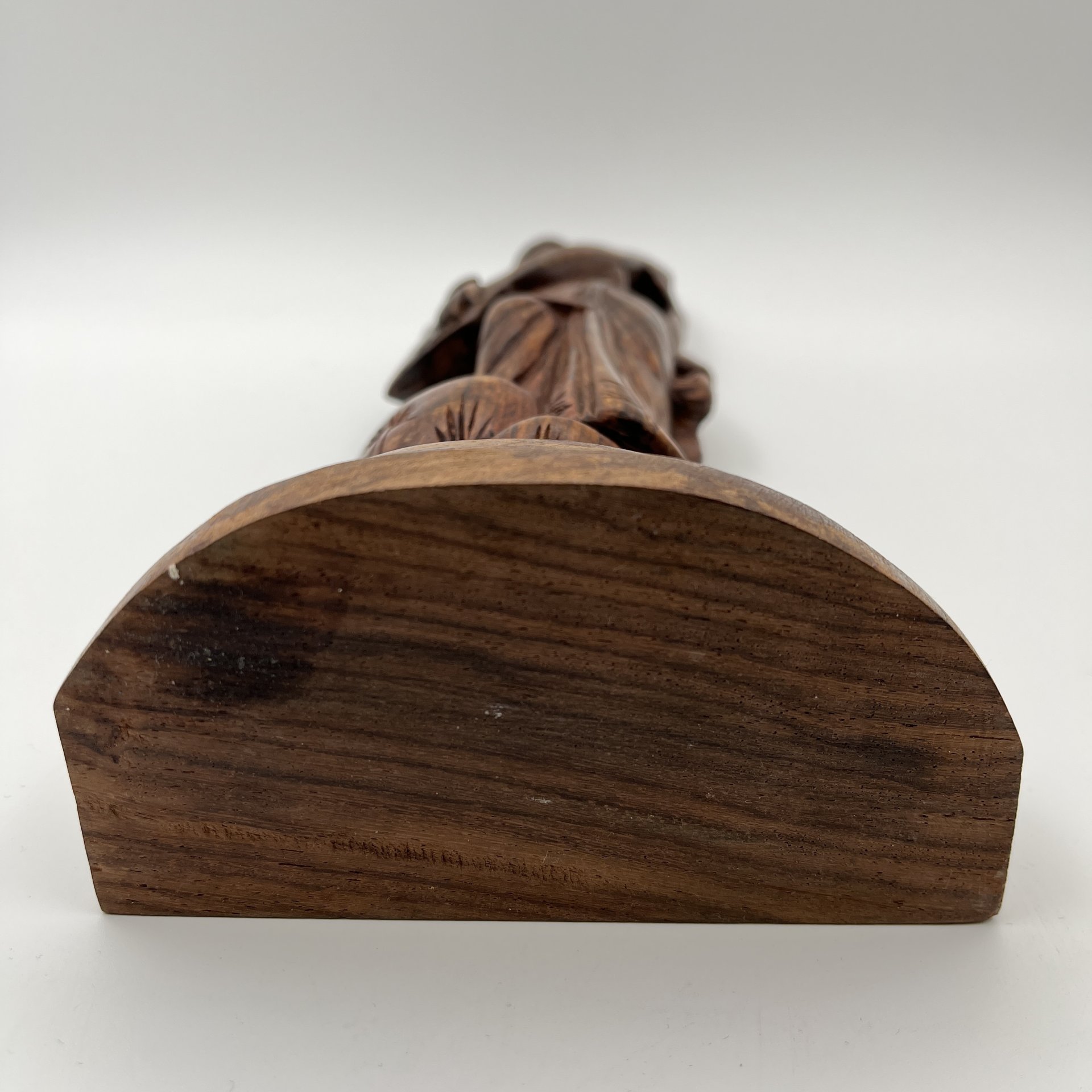 Статуэтка "Сарасвати" (богиня мудрости, знания, искусства, красоты и красноречия в индуизме и буддизме), дерево, резьба, Индия, 1970-1990 гг.