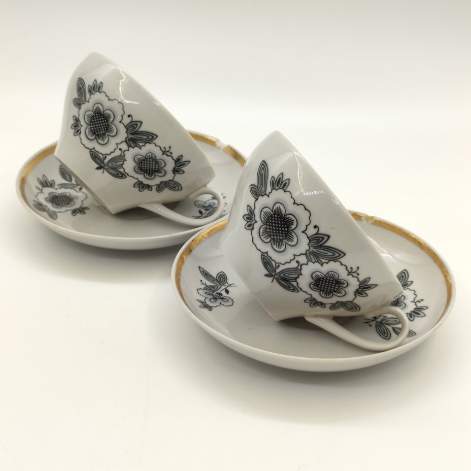 Набор из 2-х чайных пар с цветочным декором, фарфор, деколь, золочение, Дулевский фарфоровый завод (Дулёво), Россия, 1968-1991 гг.