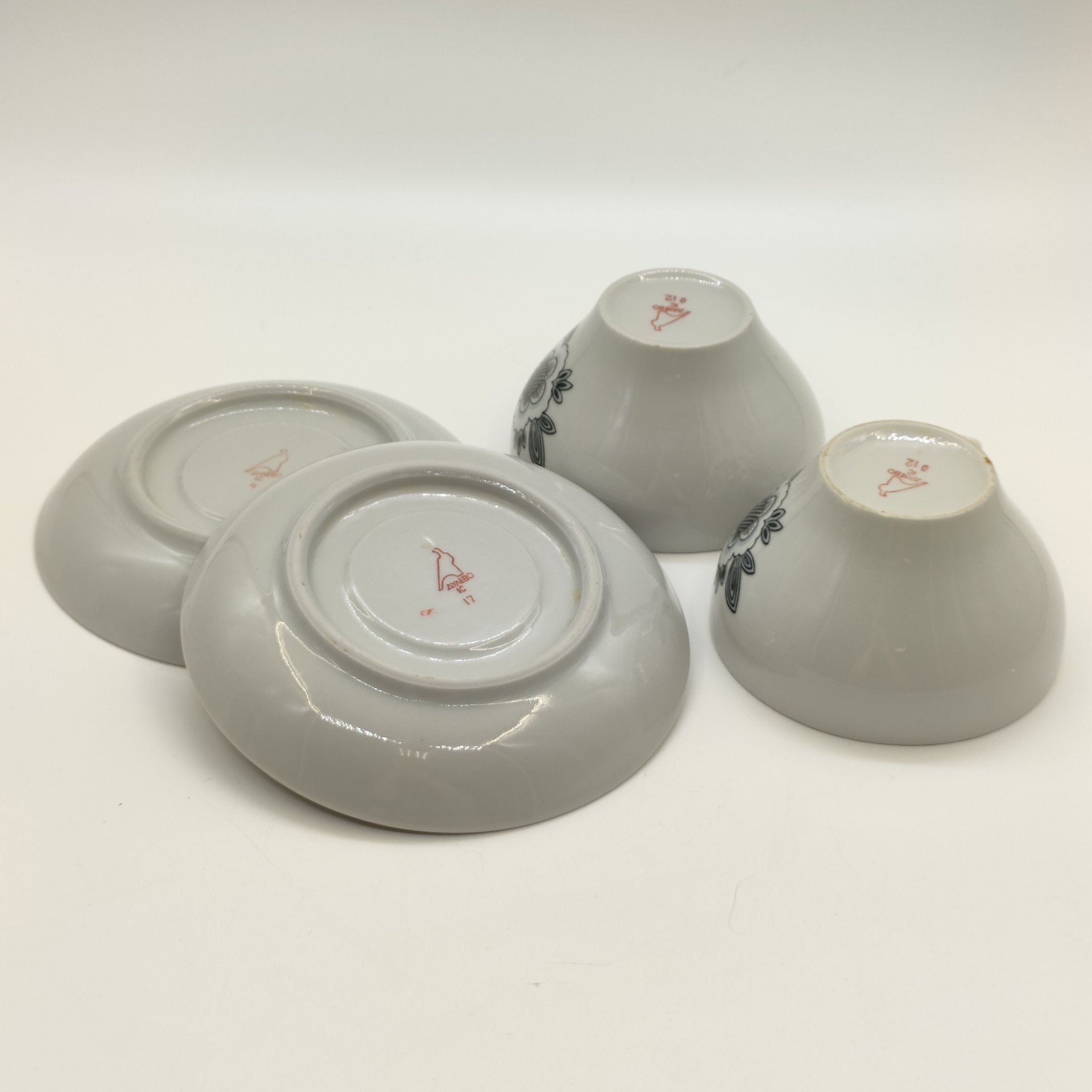 Набор из 2-х чайных пар с цветочным декором, фарфор, деколь, золочение, Дулевский фарфоровый завод (Дулёво), Россия, 1968-1991 гг.