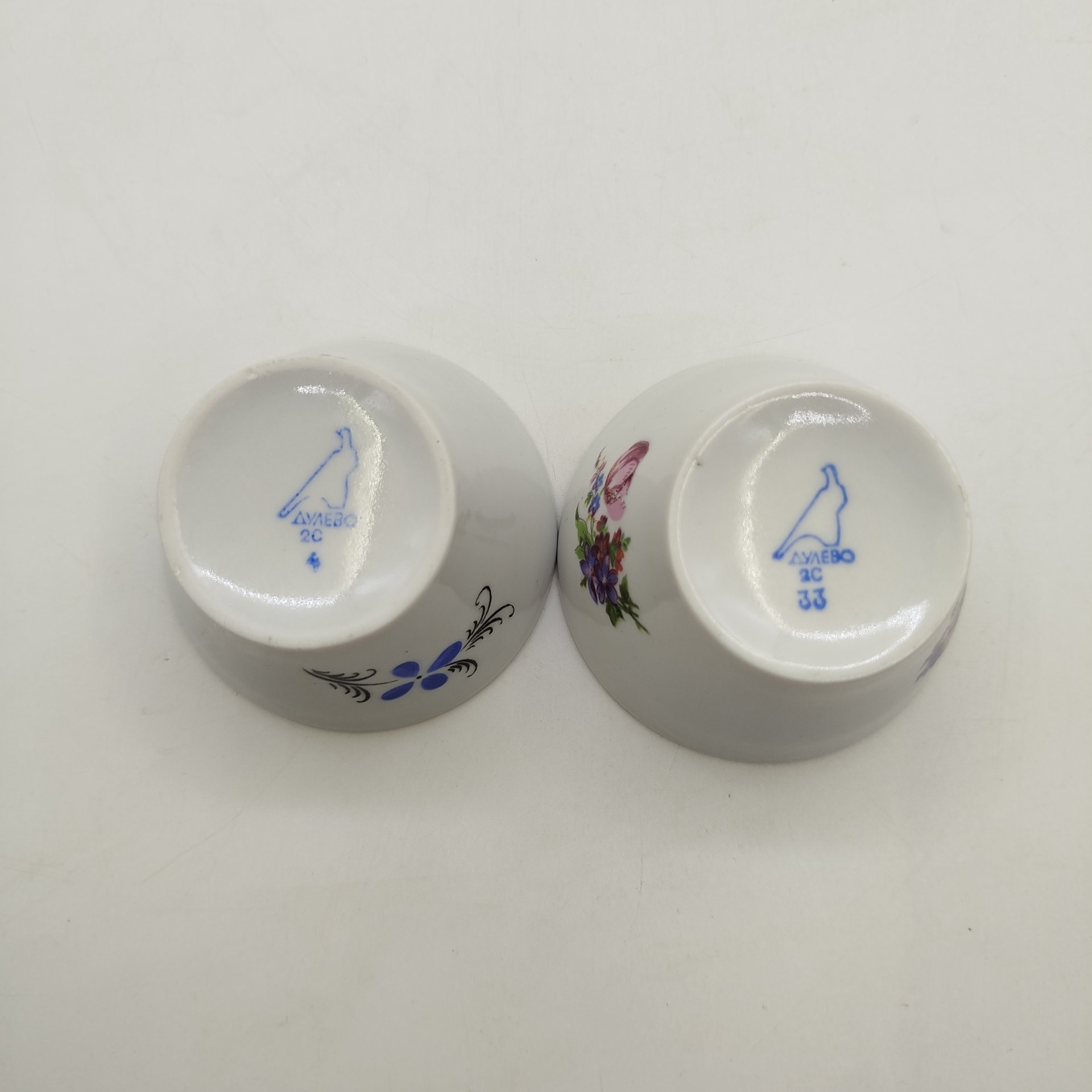 Набор из двух солонок(горчичниц) с цветочным декором, фарфор, деколь, золочение, Дулевский фарфоровый завод (Дулёво), СССР, 1968-1991 гг.