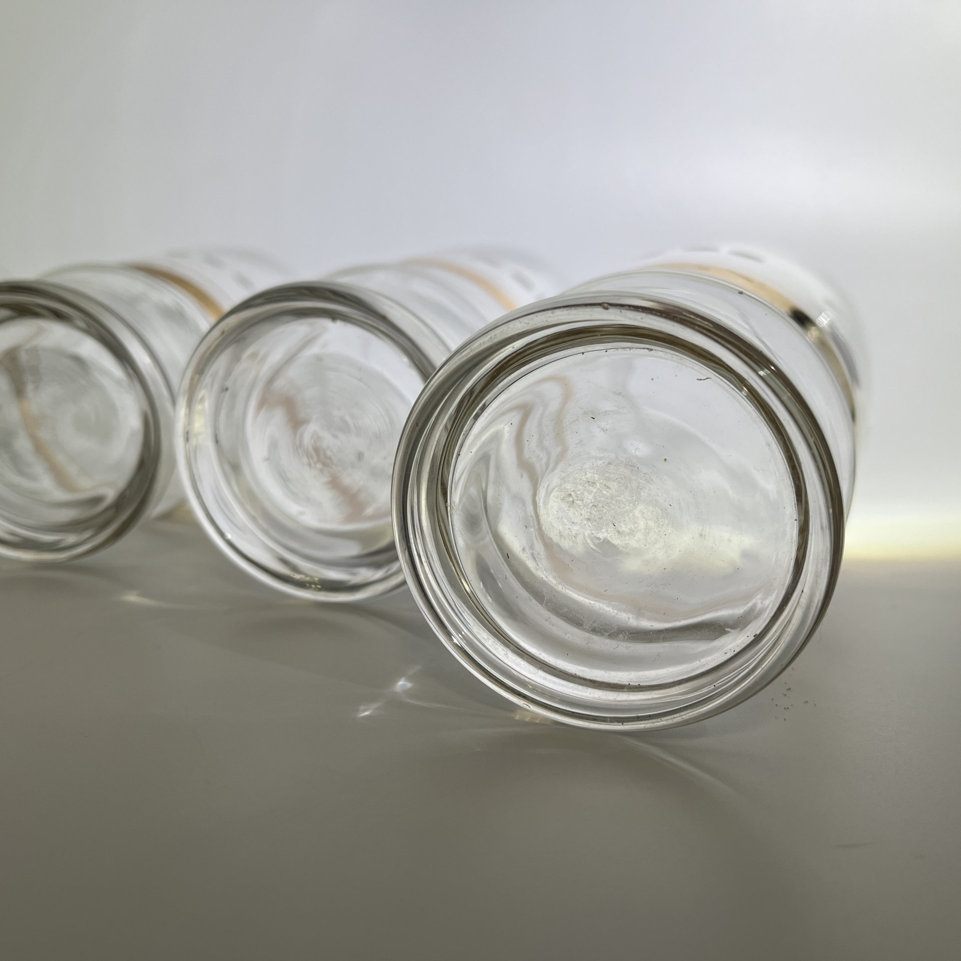 Набор из 5-ти стаканов, украшенных растительным декором, стекло, золочение, СССР, 1970-1990 гг.