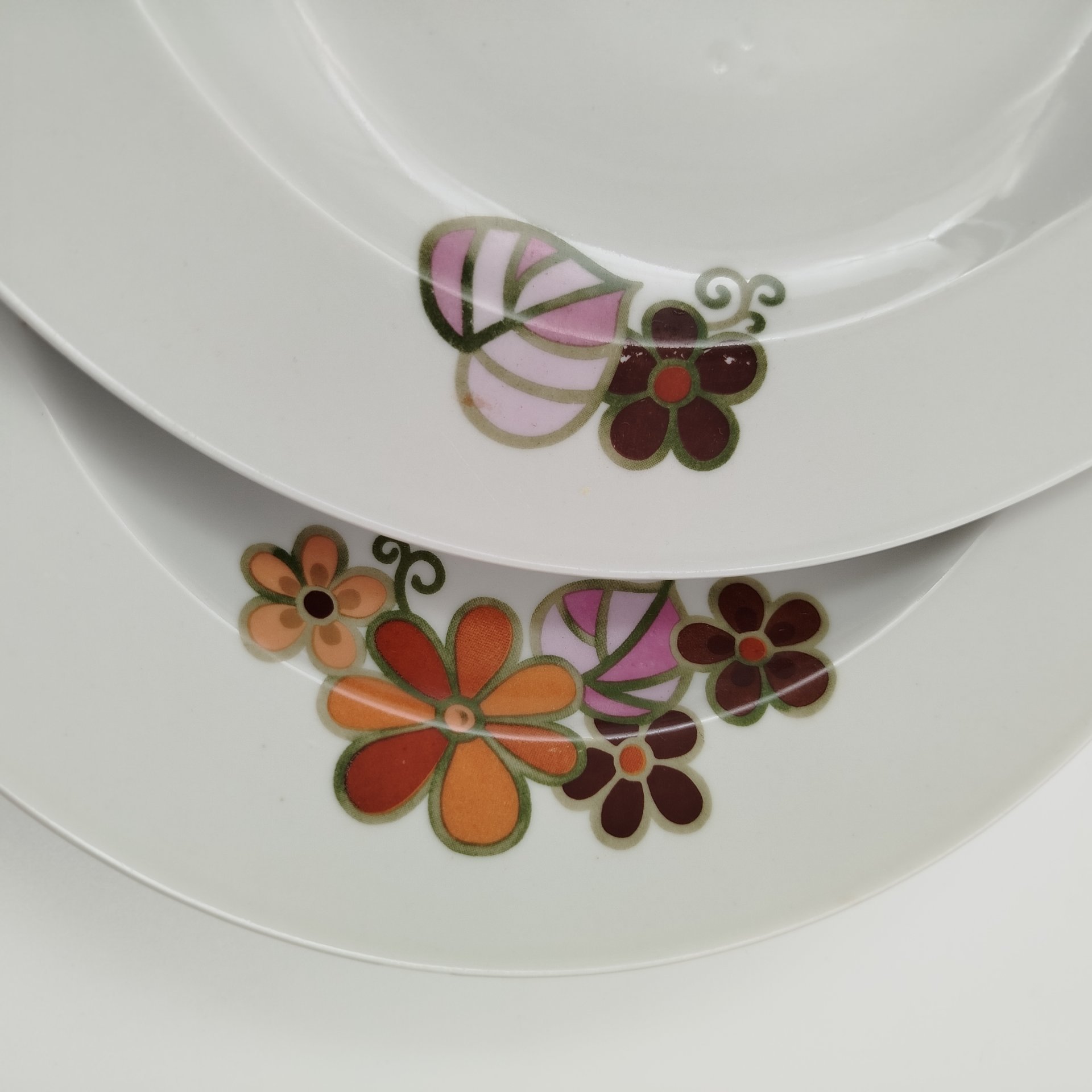 Набор суповых (глубоких) тарелок с цветочным декором на 5 персон