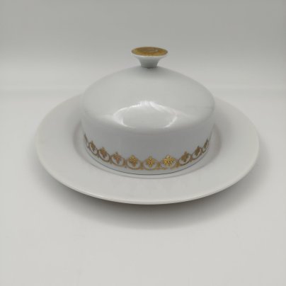 Маслёнка с золотистым узором, фарфор, золочение, Colditz (Кольдиц), ГДР, 1970-1980 гг.