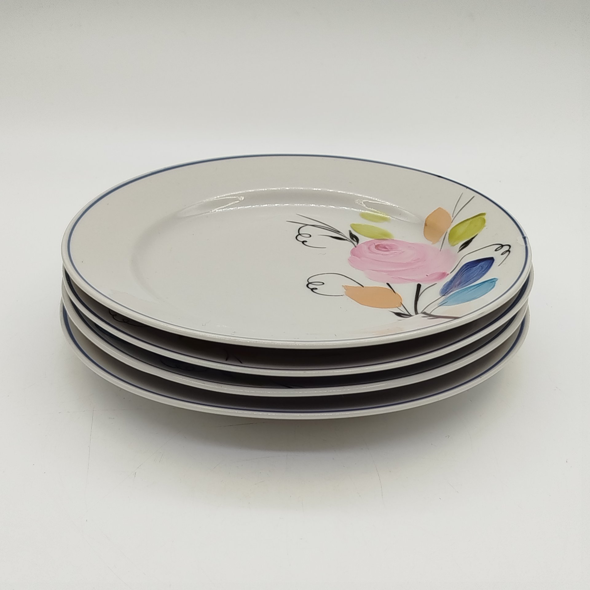 Набор десертных тарелок "Роза" на 4 персоны