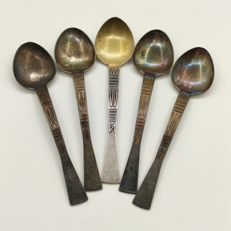 Набор из 5-ти кофейных ложек с геометрическим декором (в подборе), мНЦ (медь-никель-цинк), золочение, Таллинский ювелирный завод, СССР, 1960-1990 гг.