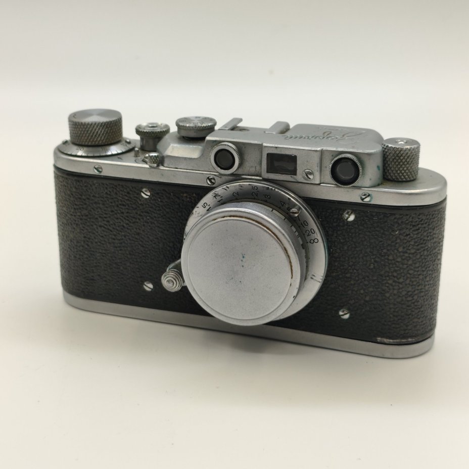 Фотоаппарат "Зоркий" с объективом "Индустар-50" в оригинальном кофре, металл, стекло, пластик, кожа, Красногорский механический завод (КМЗ), СССР, 1948-1956 гг.