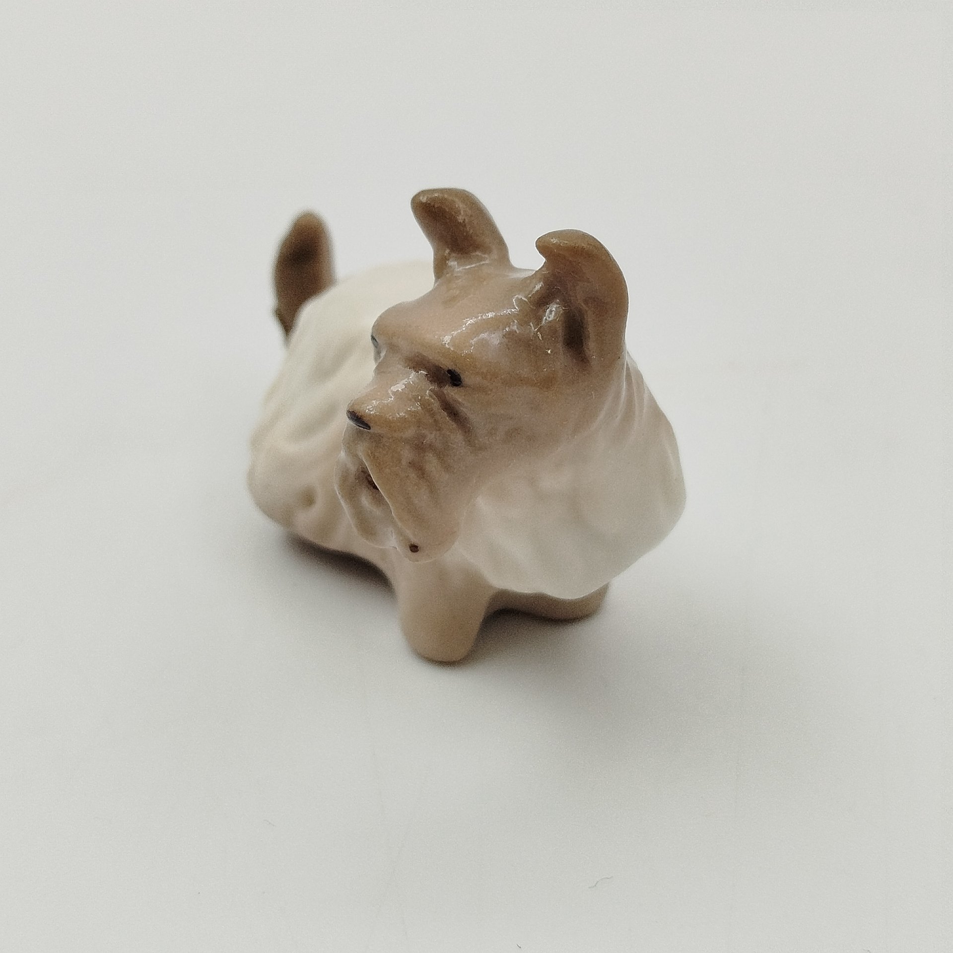 Статуэтка миниатюрная "Шотландский терьер" ("Шотландка"), скульптор Н.Е. Муратов, фарфор, СССР, 1970-1980 гг.