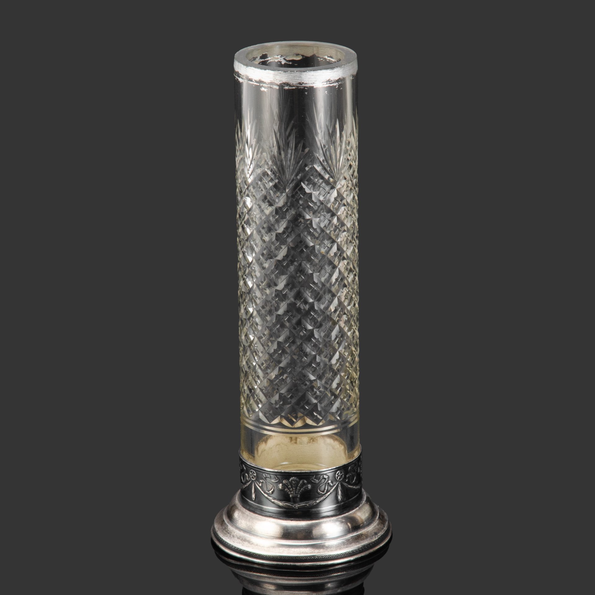 Ваза с декором в виде гирлянд, украшенных звездами и колосьями, металл, серебрение, хрусталь, СССР, 1940-1960 гг.