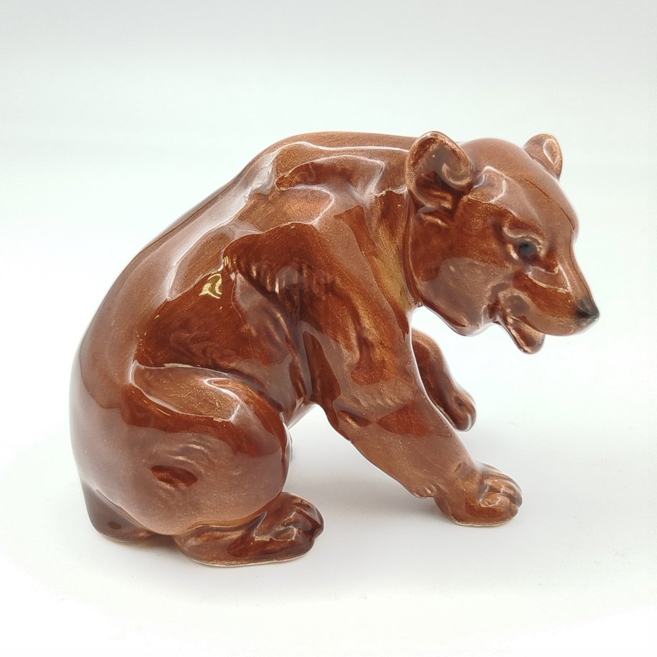Статуэтка "Бурый медведь", Hertwig & Co (предположительно)