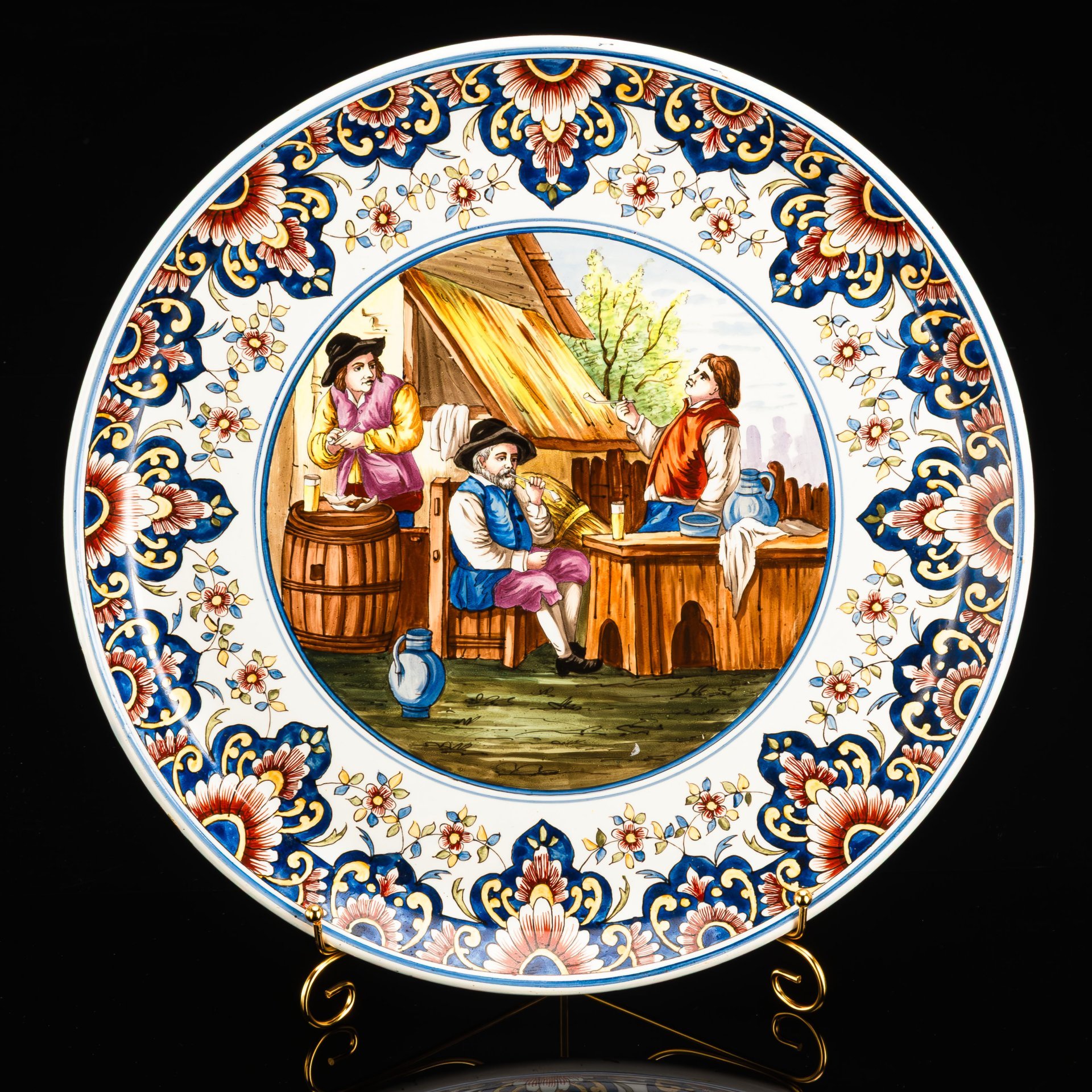 Блюдо декоративное с изображением сцены у таверны, Creil and Montereau Barluet and Co, фаянс, роспись, Франция, 1876-1890 гг.