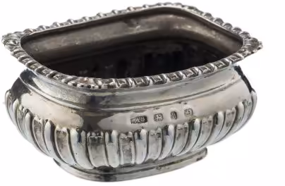 Солонка с фигурным туловом, серебро 925 пр., г.Бирмингем, Великобритания, 1901 г.