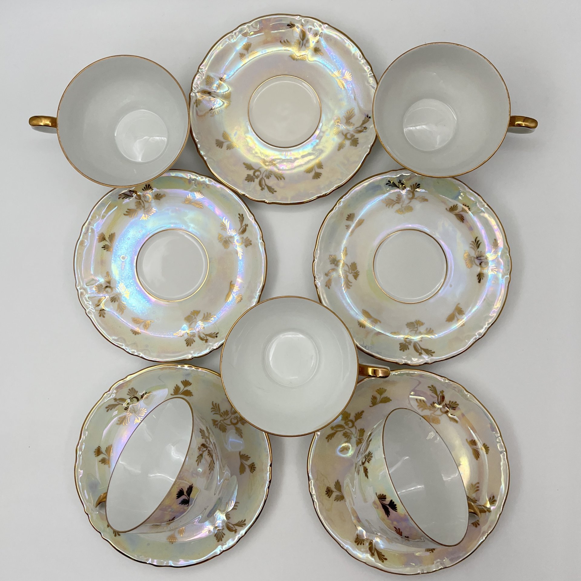 Набор чайных пар с цветочным декором на 5 персон