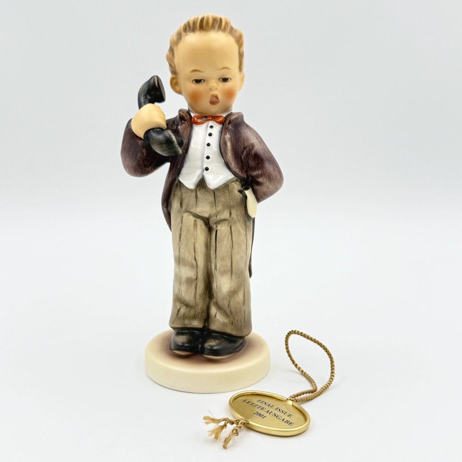 Статуэтка "Секретарь" ("Chef Hello"), фарфор, роспись, Goebel Hummel, Германия, 2001 г., Goebel Hummel