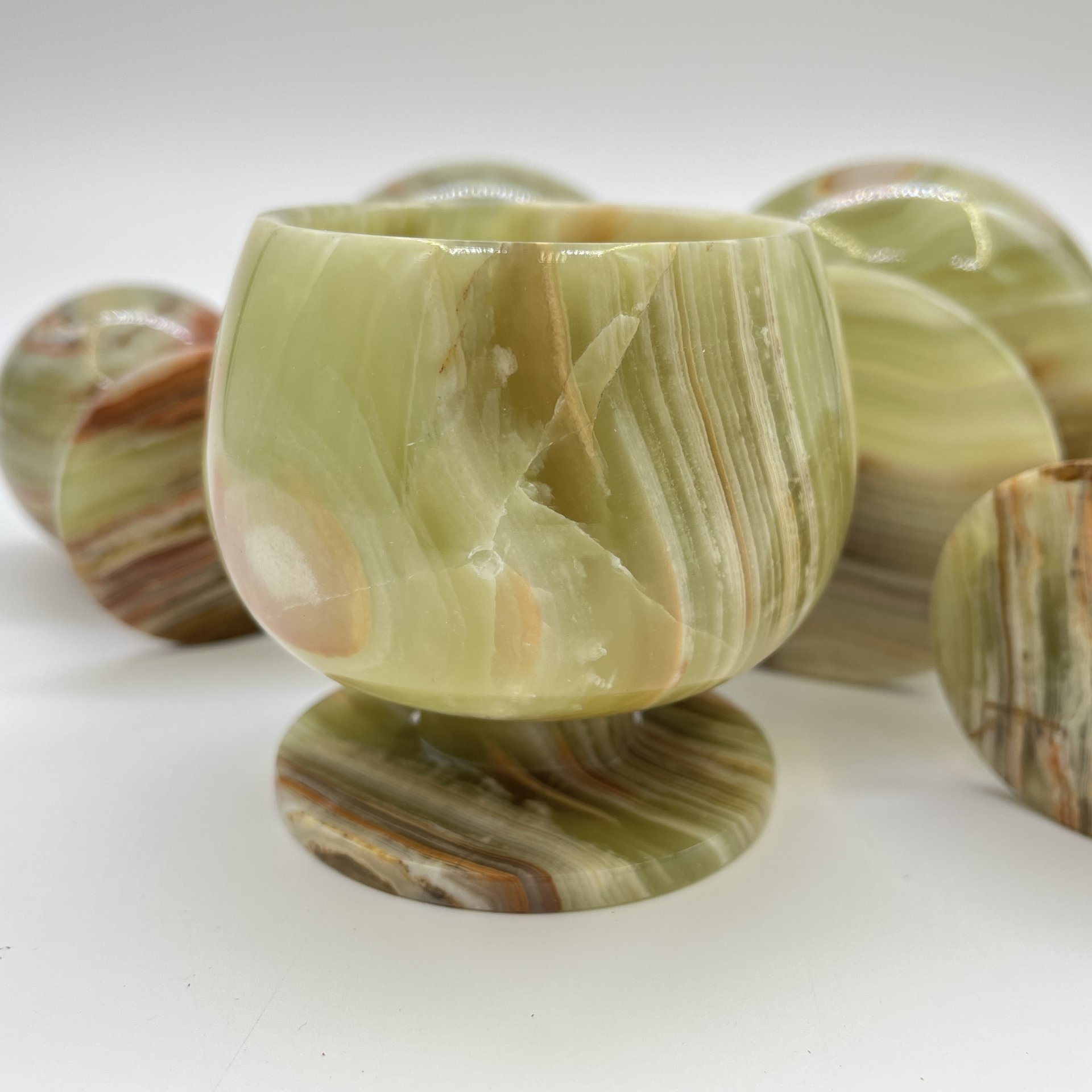 Набор бокалов и рюмок для крепких напитков из натурального камня (5 шт., в подборе), в оригинальной коробке, оникс, Россия, 1990-2010 гг.